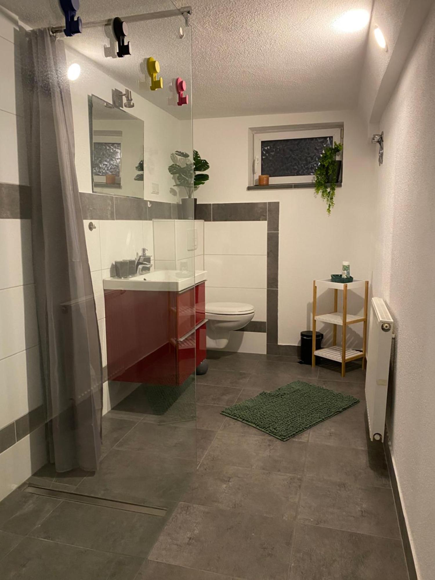 Apartment Roomy Comfort - Zwischen Heidelberg Und Mannheim Edingen-Neckarhausen Luaran gambar